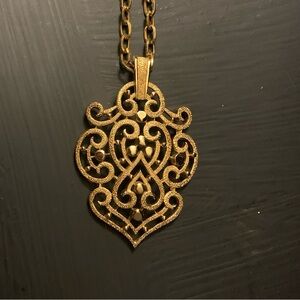 Vintage Trifari pendant necklace and earrings